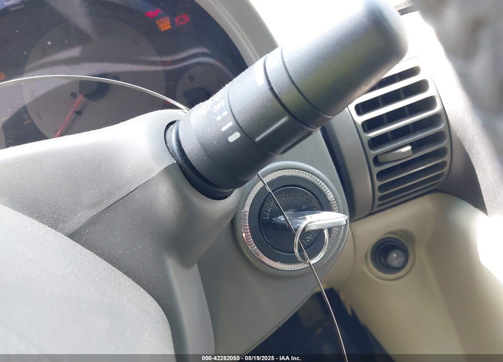 2004 INFINITI G35 VIN: JNKCV54E14M300757
