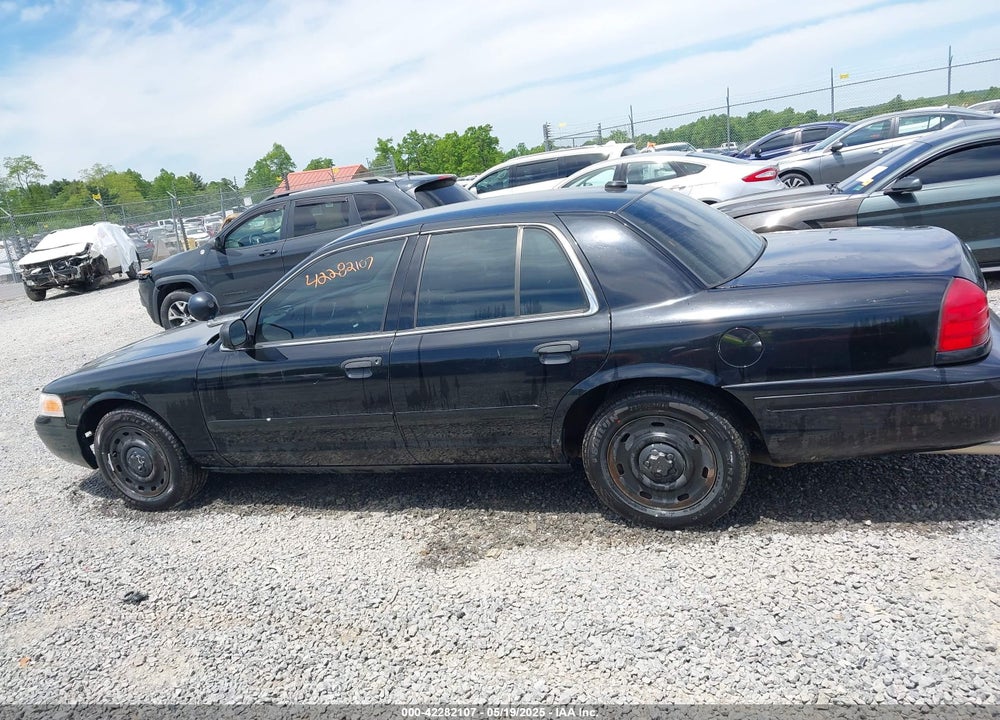 2005 FORD CROWN VICTORIA POLICE VIN: 2FAHP71WX5X158807