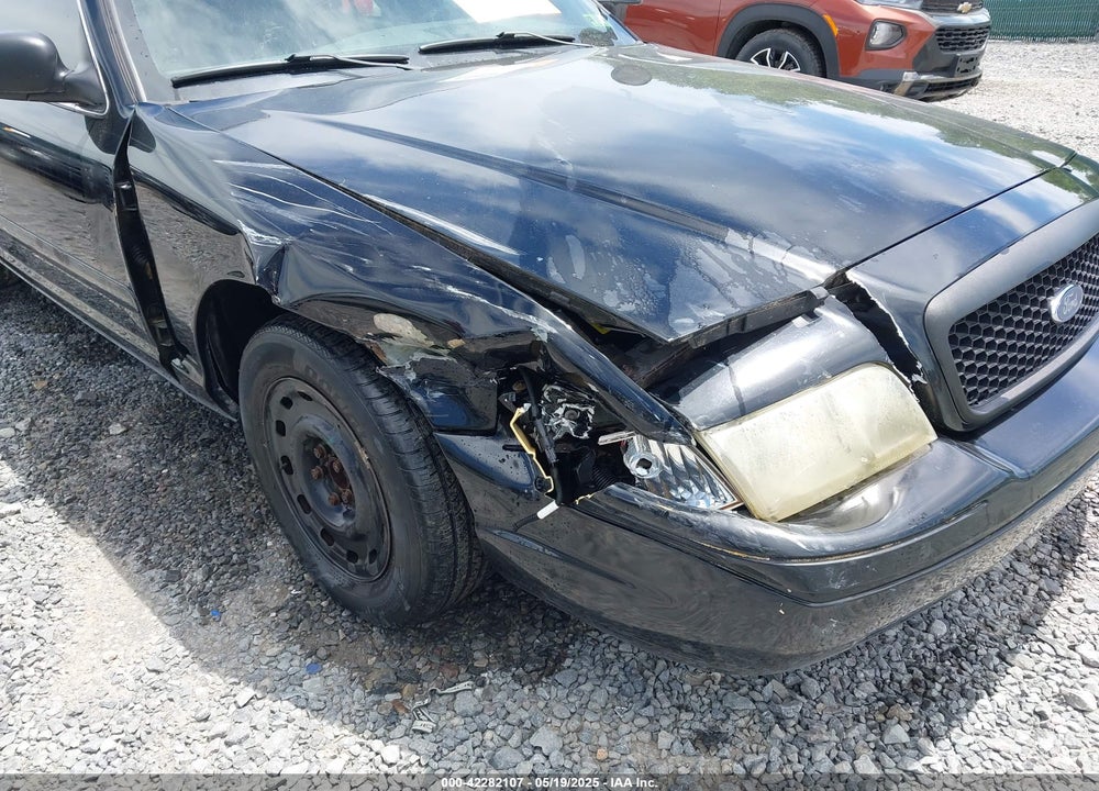 2005 FORD CROWN VICTORIA POLICE VIN: 2FAHP71WX5X158807