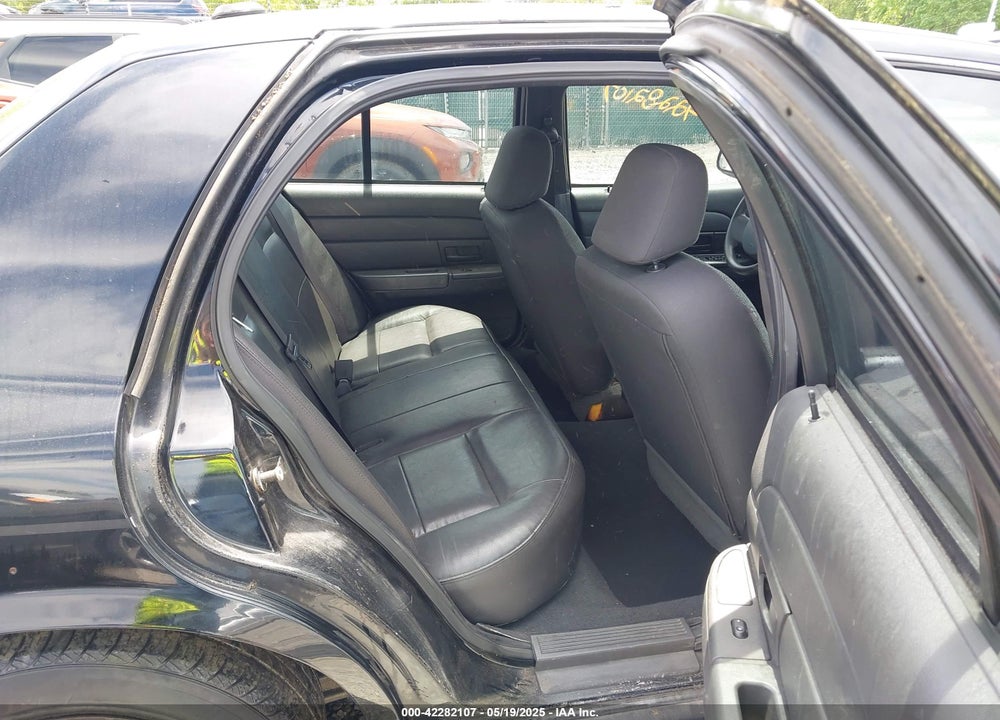 2005 FORD CROWN VICTORIA POLICE VIN: 2FAHP71WX5X158807