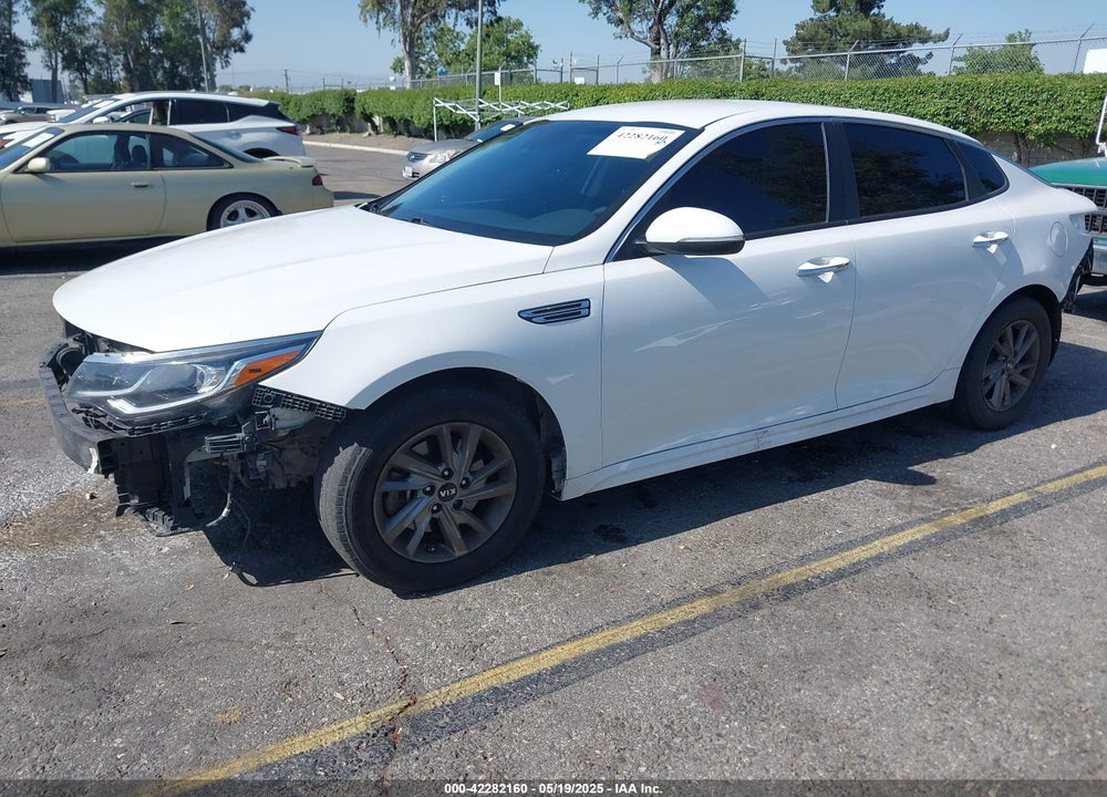 2019 KIA OPTIMA LX VIN: 5XXGT4L36KG313302
