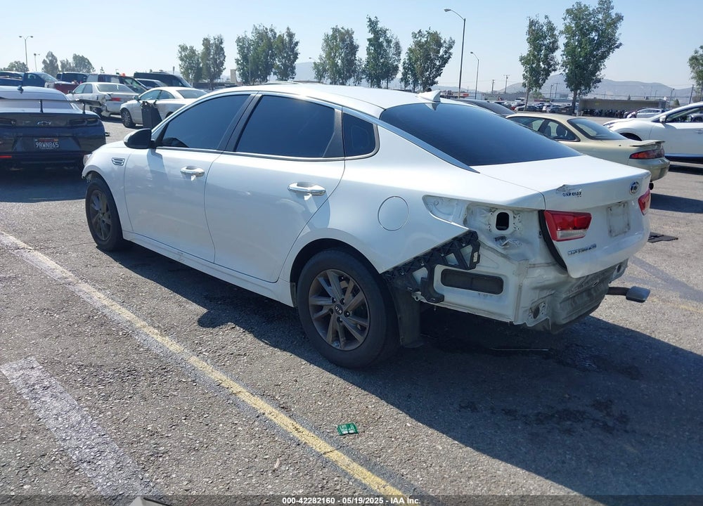 2019 KIA OPTIMA LX VIN: 5XXGT4L36KG313302