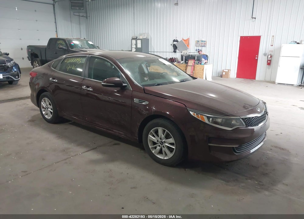 2016 KIA OPTIMA LX VIN: 5XXGT4L38GG109351