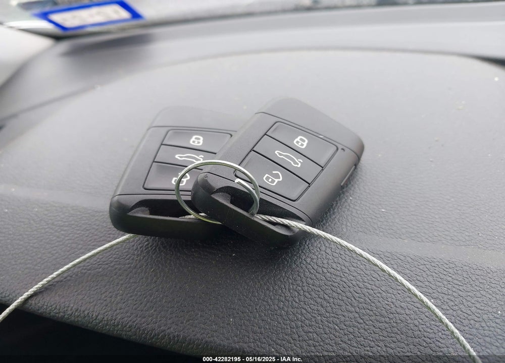 2022 VOLKSWAGEN TAOS VIN: 3VVCX7B25NM051192