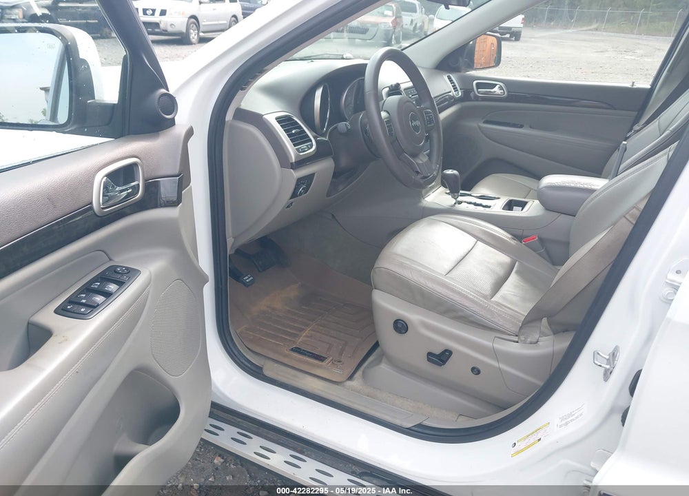 2013 JEEP GRAND CHEROKEE VIN: 1C4RJEAG6DC647164