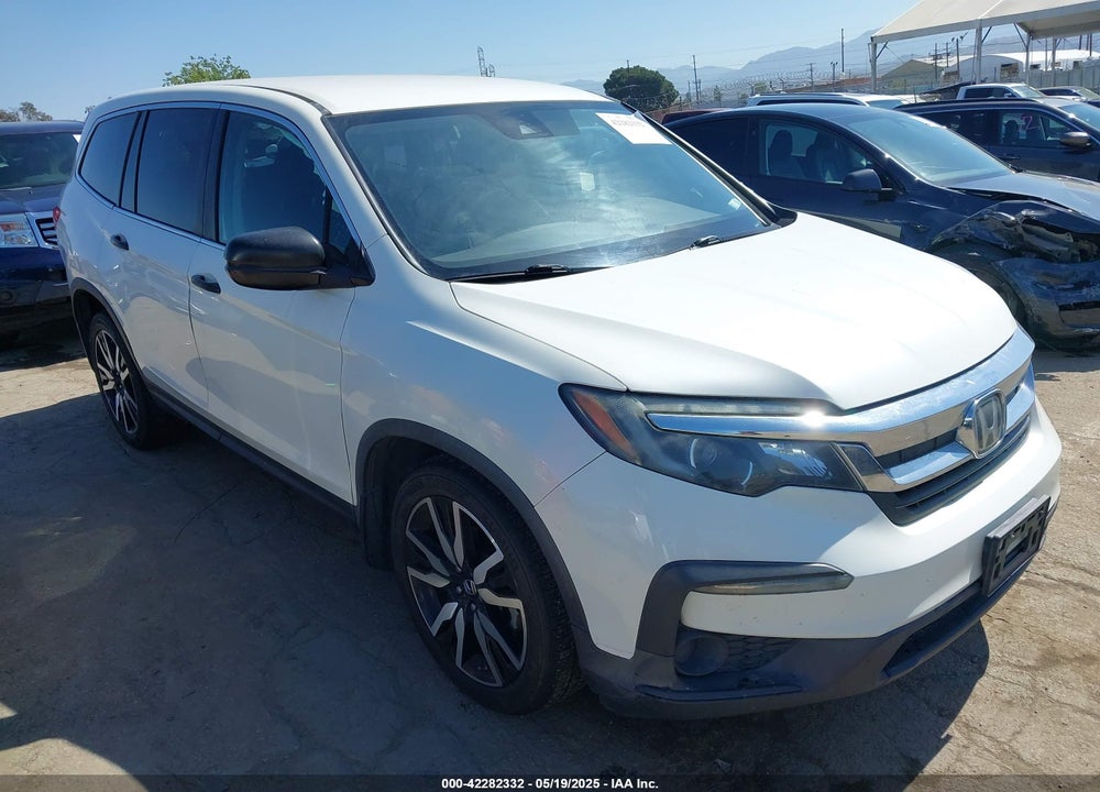 2019 HONDA PILOT LX VIN: 5FNYF6H18KB062784