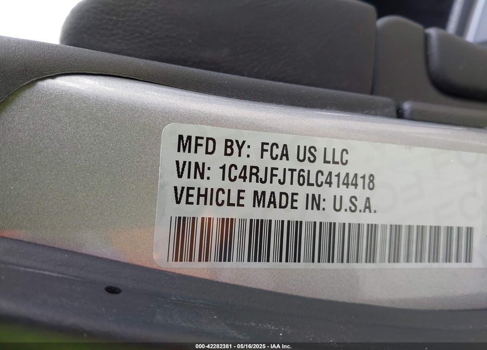 2020 JEEP GRAND CHEROKEE VIN: 1C4RJFJT6LC414418