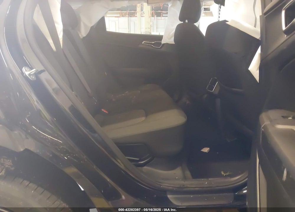 2023 KIA SPORTAGE HYBRID LX VIN: KNDPUCAG7P7116619