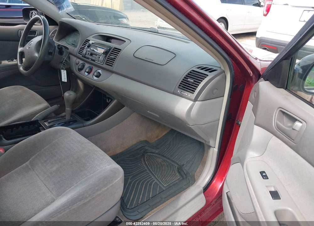 2004 TOYOTA CAMRY LE VIN: JTDBE32K540254853