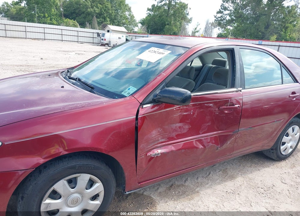 2004 TOYOTA CAMRY LE VIN: JTDBE32K540254853