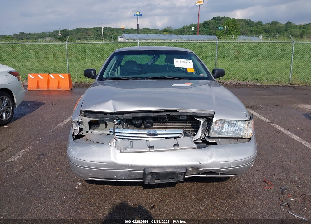 2004 FORD CROWN VICTORIA VIN: 2FAFP74WX4X132788