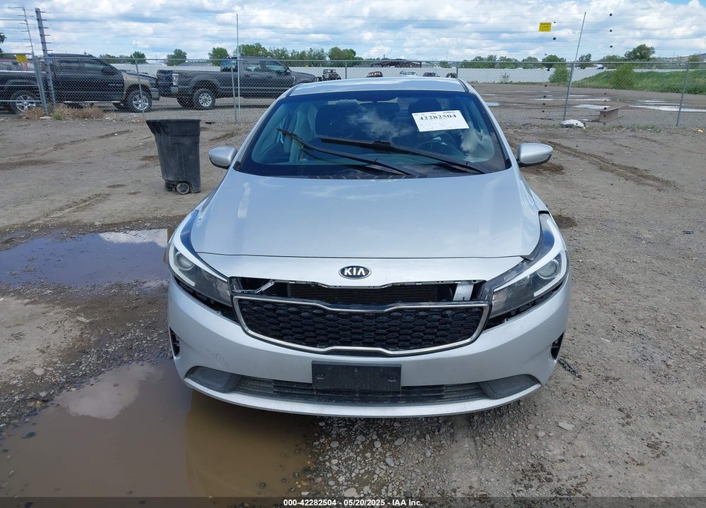 2017 KIA FORTE VIN: 3KPFK4A79HE139554