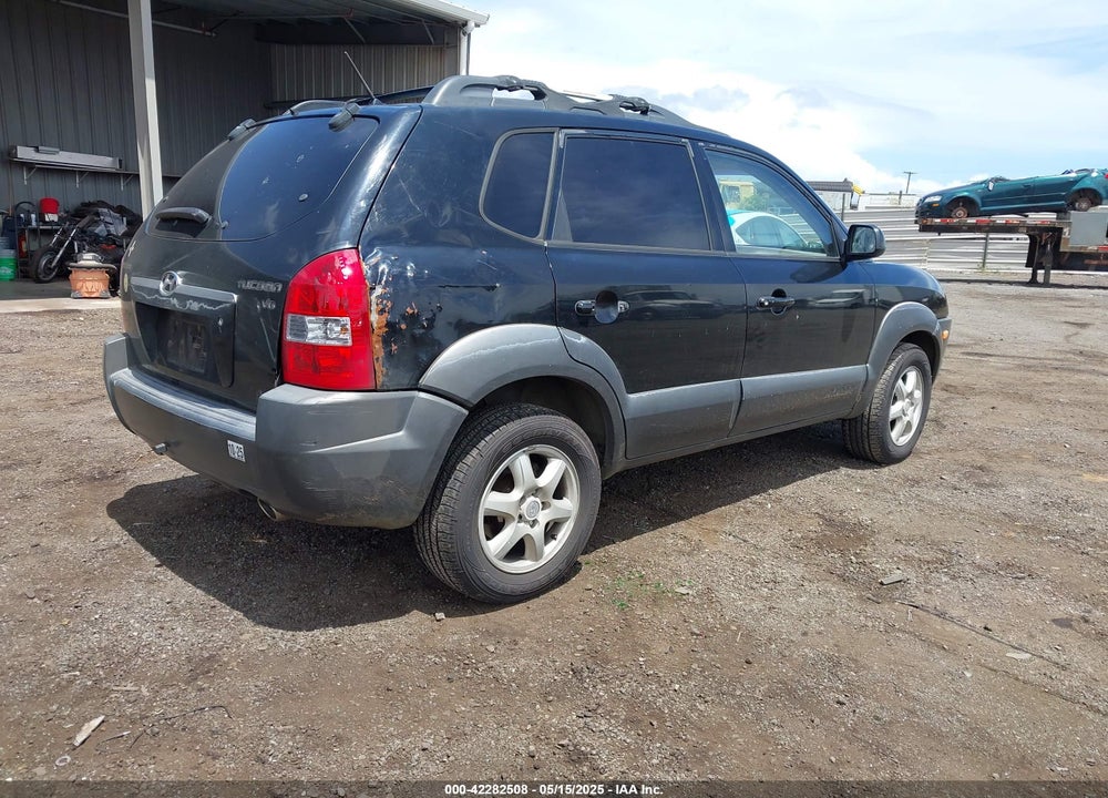 2005 HYUNDAI TUCSON GLS/LX VIN: KM8JN72D25U188241