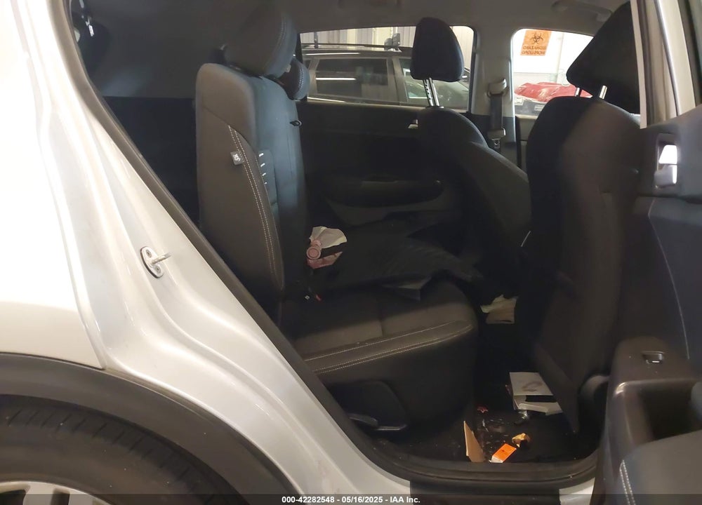 2018 KIA SPORTAGE VIN: KNDPMCAC4J7317754