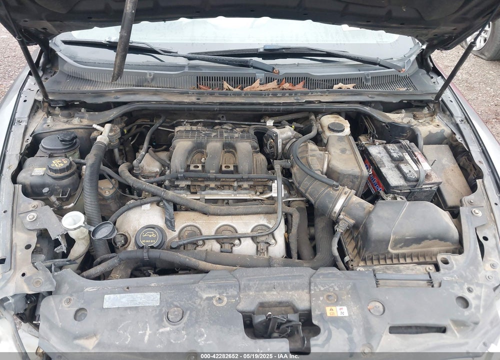 2011 FORD TAURUS SE VIN: 1FAHP2DW9BG139083