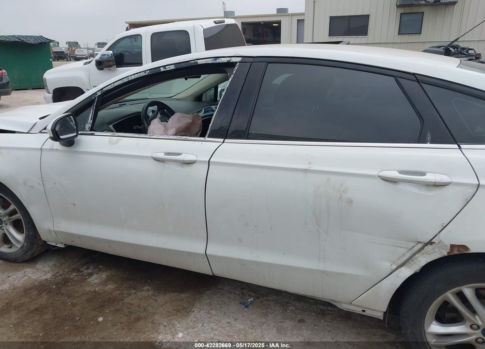 2018 FORD FUSION SE VIN: 3FA6P0HD1JR191576