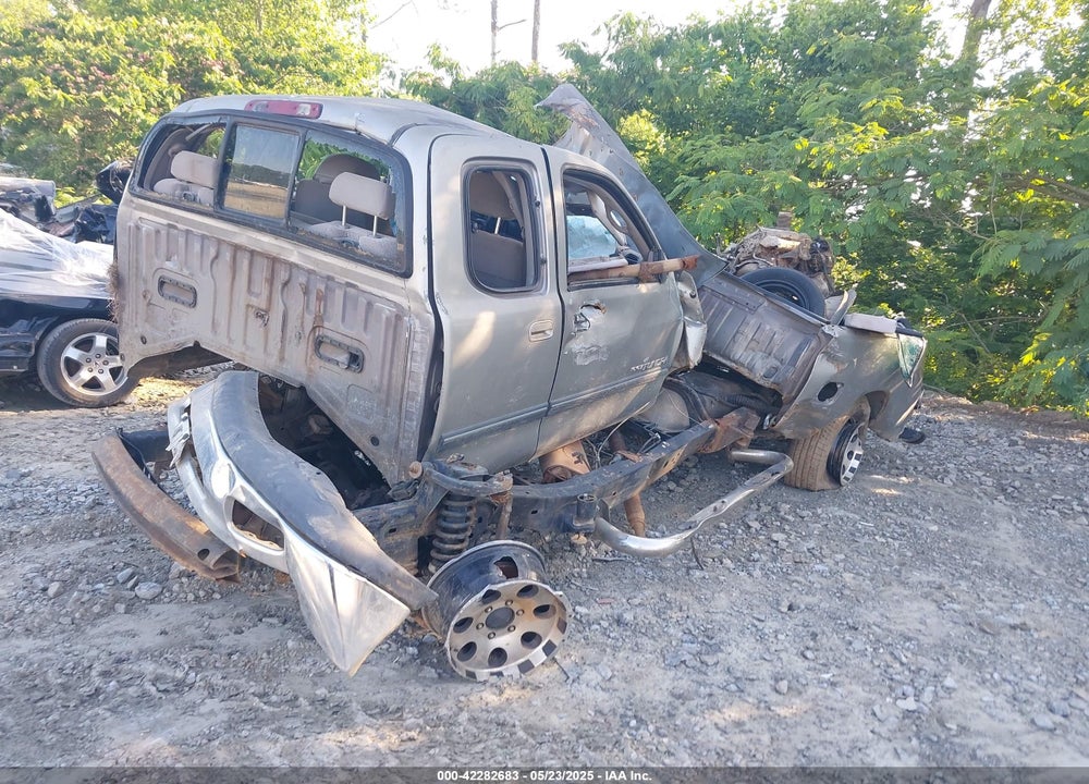 2002 TOYOTA TUNDRA SR5 V8 VIN: 5TBBT44122S265327