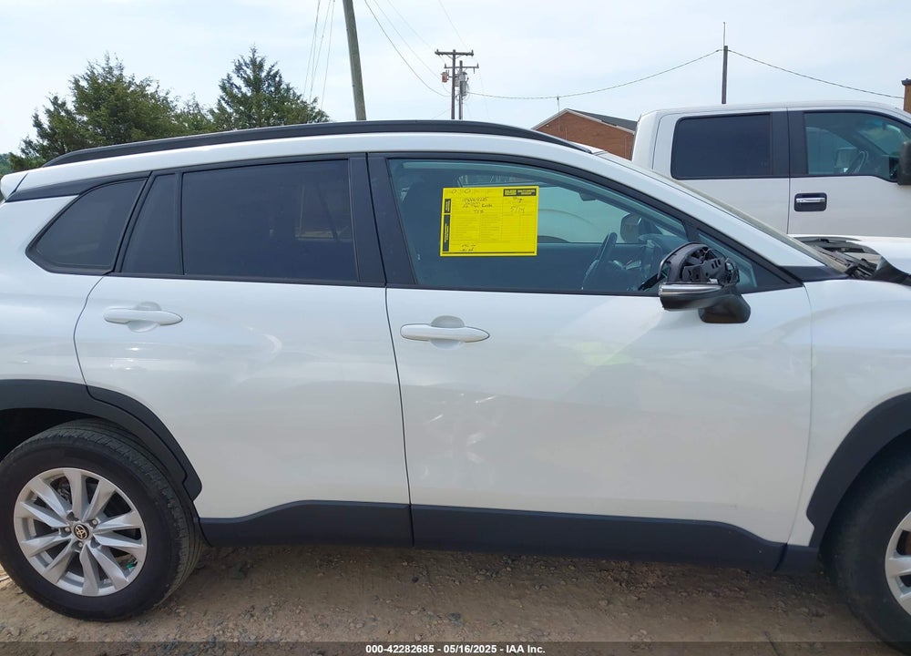 2022 TOYOTA COROLLA CROSS VIN: 7MUBAAAG6NV021369