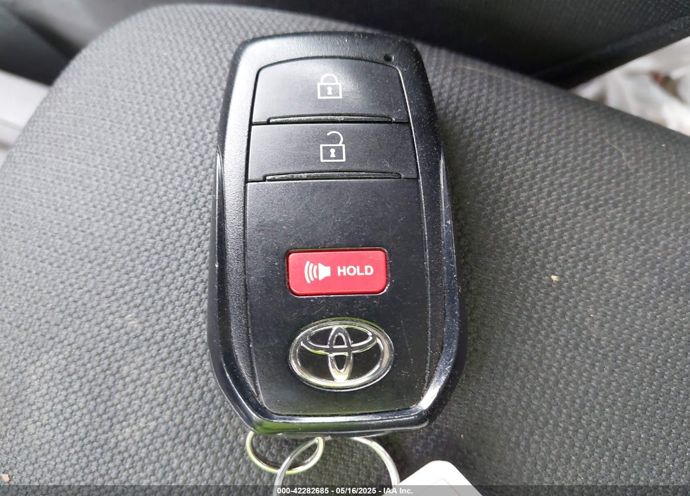 2022 TOYOTA COROLLA CROSS VIN: 7MUBAAAG6NV021369