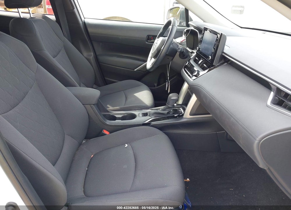 2022 TOYOTA COROLLA CROSS VIN: 7MUBAAAG6NV021369