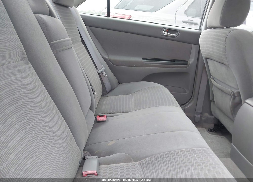 2005 TOYOTA CAMRY LE VIN: 4T1BE32K45U617505