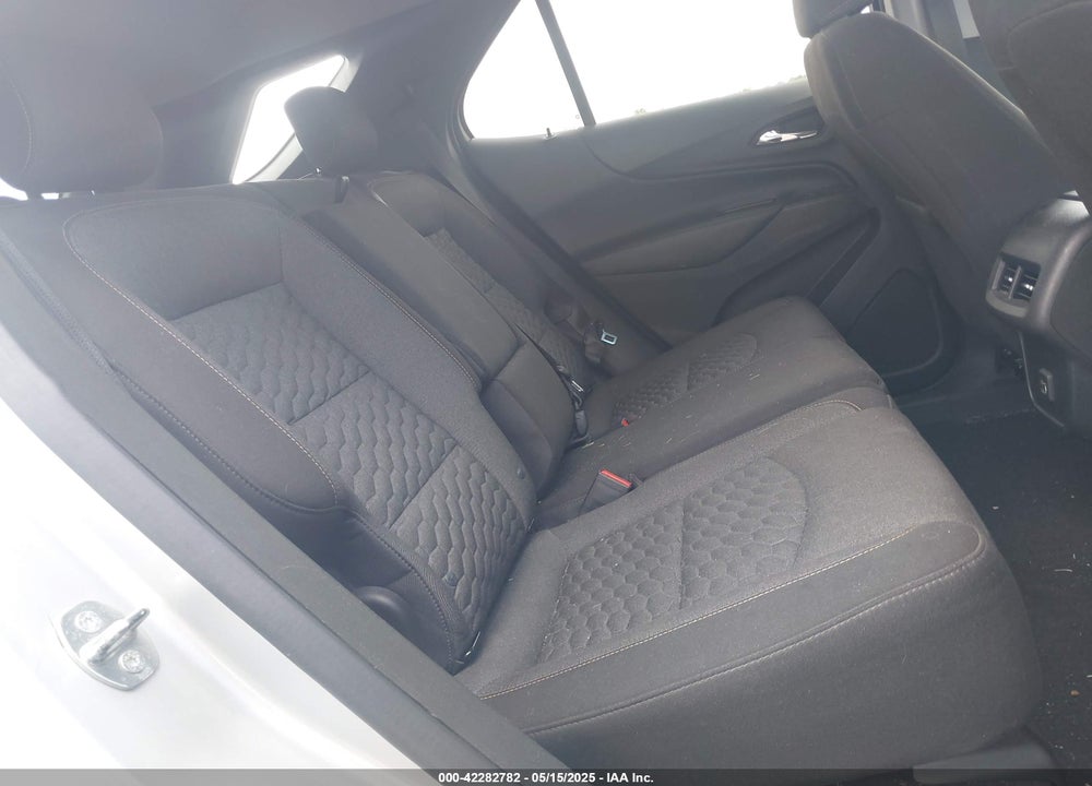 2019 CHEVROLET EQUINOX LT VIN: 3GNAXUEV6KL131023