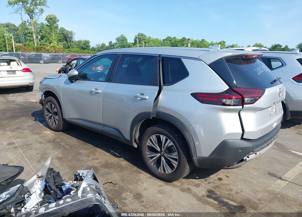 2022 NISSAN ROGUE VIN: 5N1BT3BA5NC693057