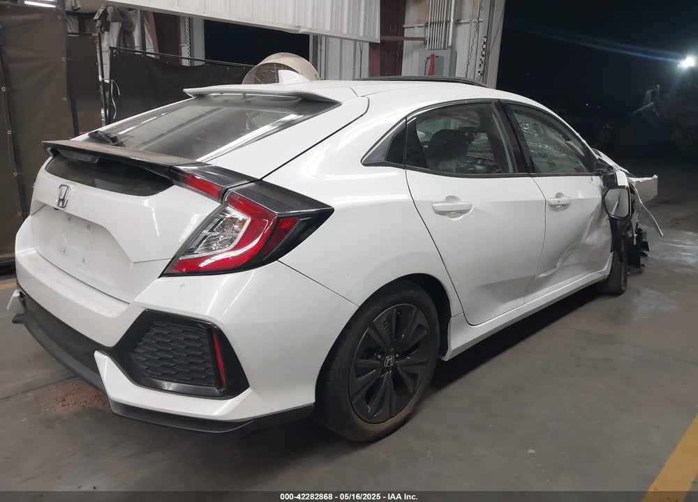 2018 HONDA CIVIC VIN: SHHFK7H52JU426898