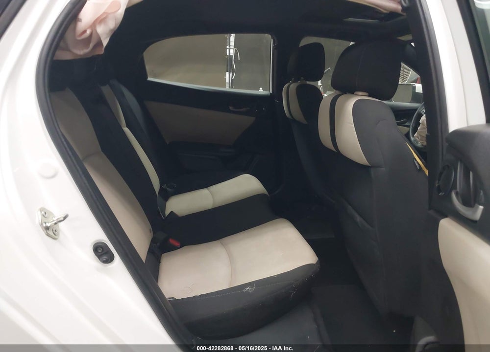 2018 HONDA CIVIC VIN: SHHFK7H52JU426898