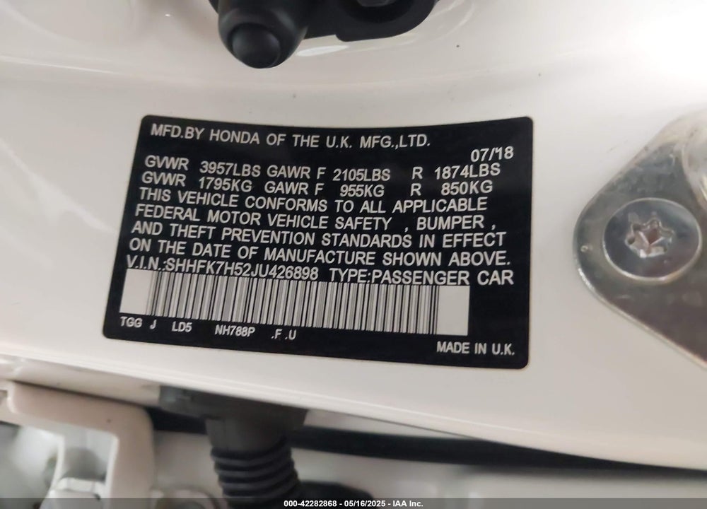 2018 HONDA CIVIC VIN: SHHFK7H52JU426898