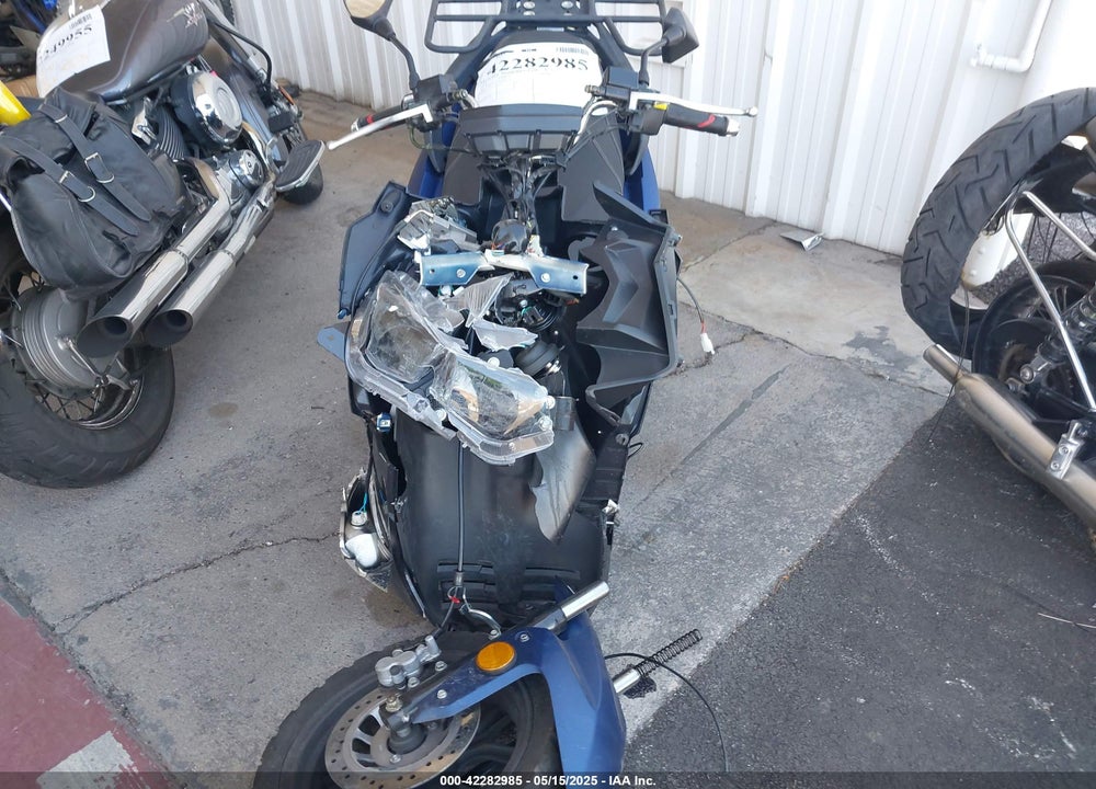 2024 YIBEN 7 SERIES VIN: LYDY7TKH5R1500197