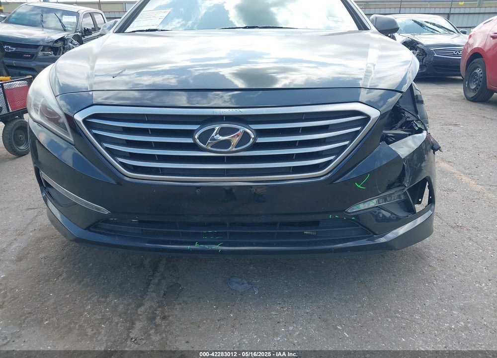 2015 HYUNDAI SONATA VIN: 5NPE24AF9FH184358