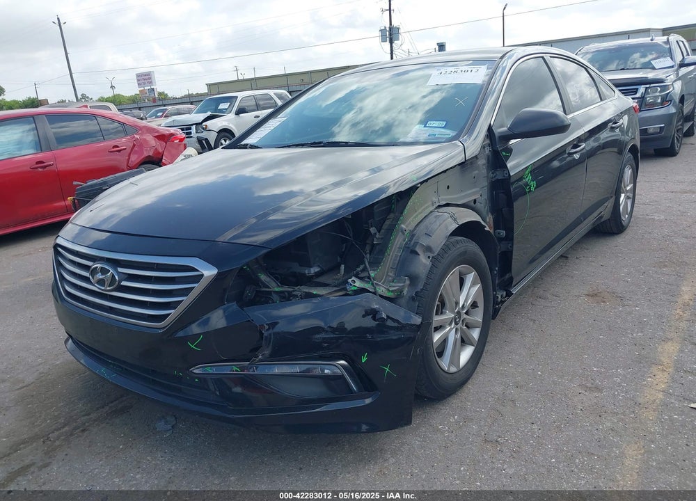 2015 HYUNDAI SONATA VIN: 5NPE24AF9FH184358