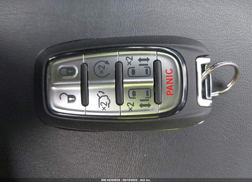 2024 CHRYSLER PACIFICA TOURING L VIN: 2C4RC1BG1RR107527