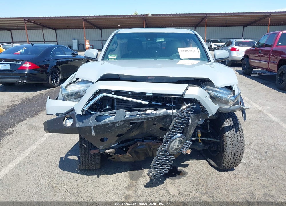 2019 TOYOTA TACOMA VIN: 3TMCZ5AN7KM247008