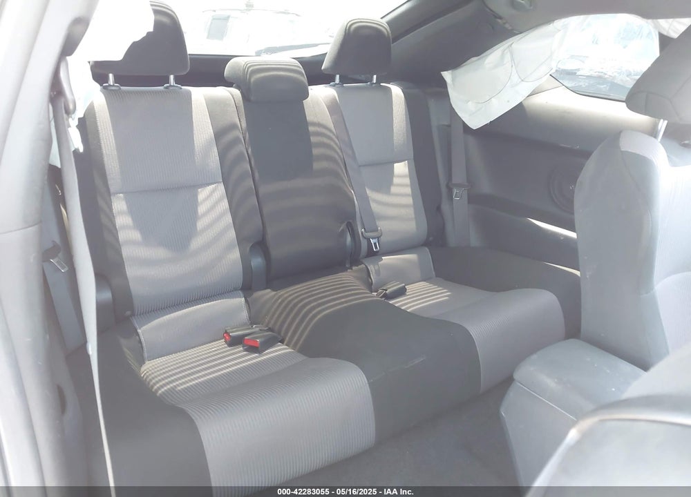 2016 SCION TC VIN: JTKJF5C79GJ020270