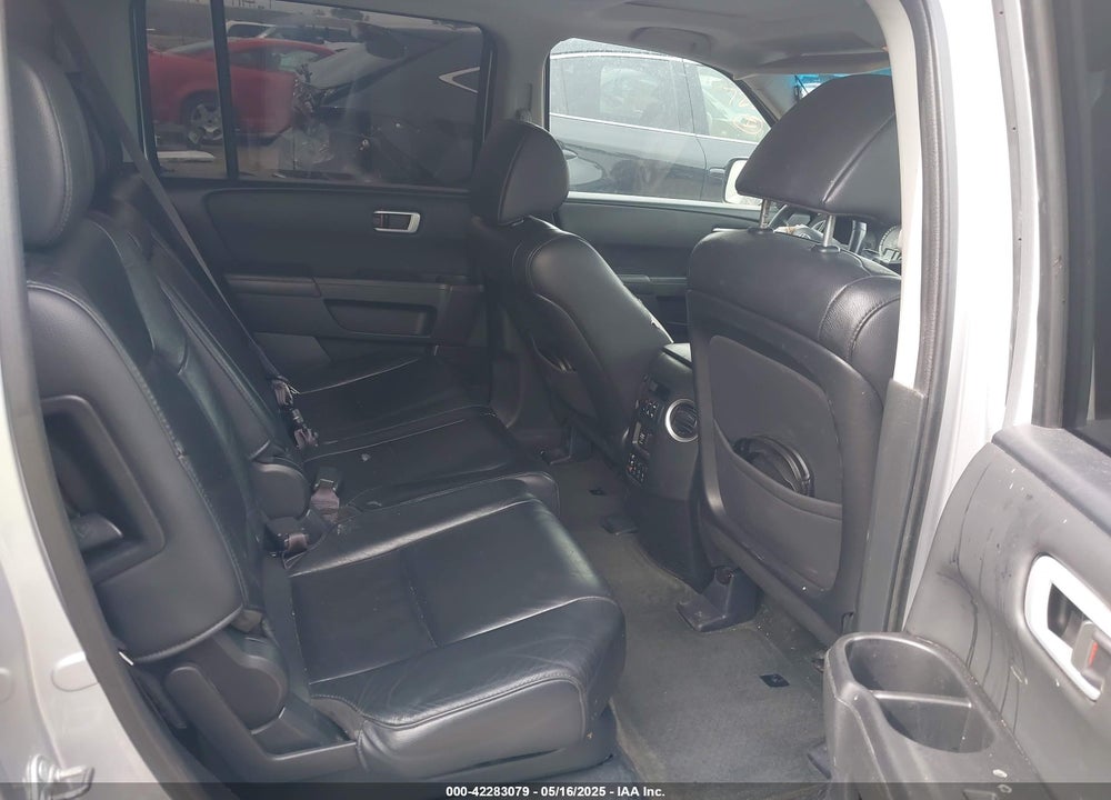2015 HONDA PILOT VIN: 5FNYF4H63FB035479