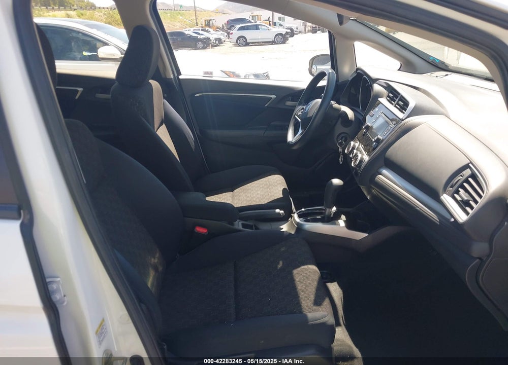 2016 HONDA FIT VIN: JHMGK5H55GX024302