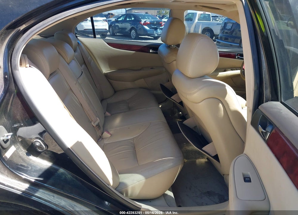 2003 LEXUS ES 300 VIN: JTHBF30G230108872