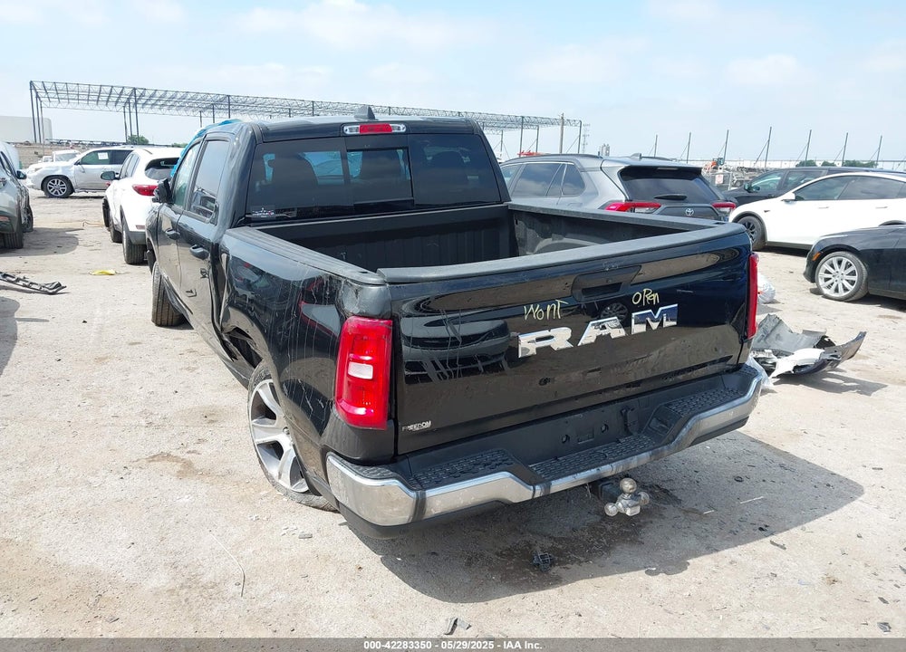 2025 RAM 1500 VIN: 1C6RREGG5SN570179