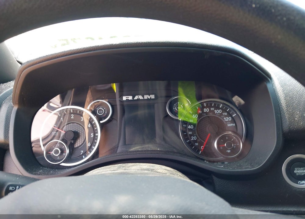 2025 RAM 1500 VIN: 1C6RREGG5SN570179