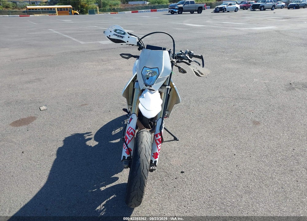 2019 SUZUKI DR-Z400 SM VIN: JS1SK44A9K7100051