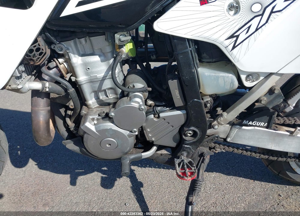 2019 SUZUKI DR-Z400 SM VIN: JS1SK44A9K7100051