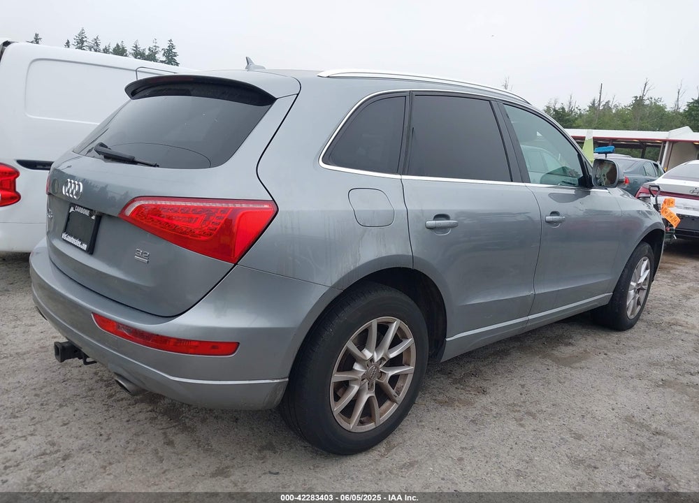2010 AUDI Q5 3.2 PREMIUM VIN: WA1LKAFP1AA064359