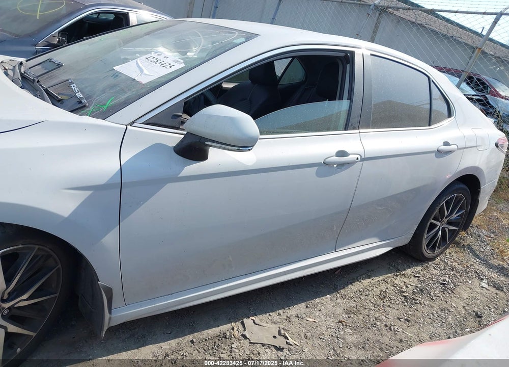 2022 TOYOTA CAMRY VIN: 4T1T11BK8NU072395