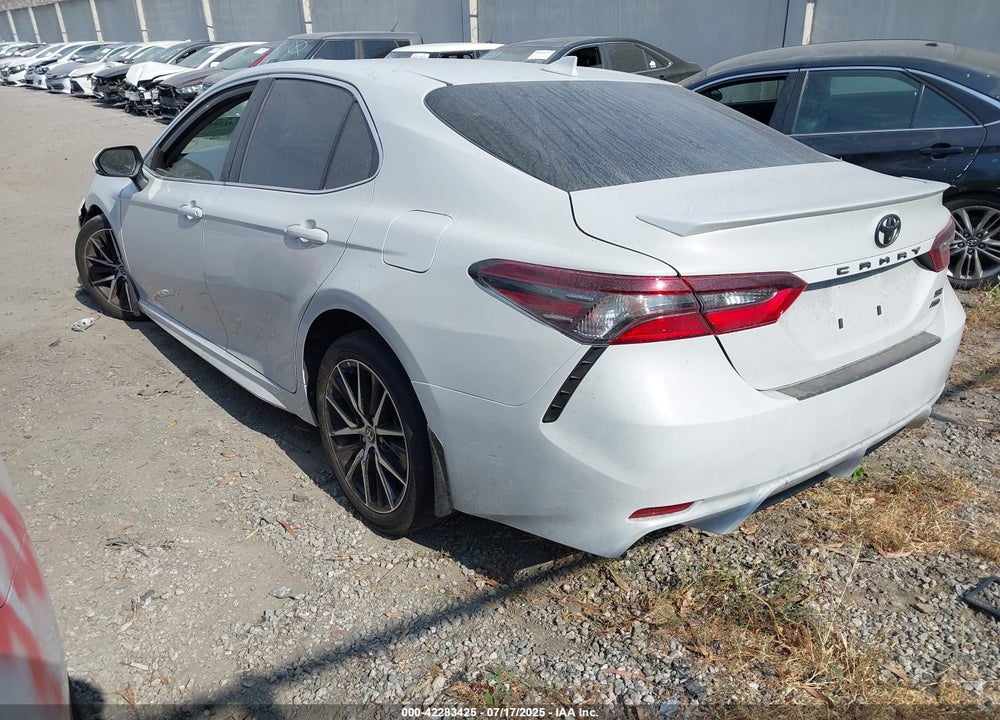 2022 TOYOTA CAMRY VIN: 4T1T11BK8NU072395