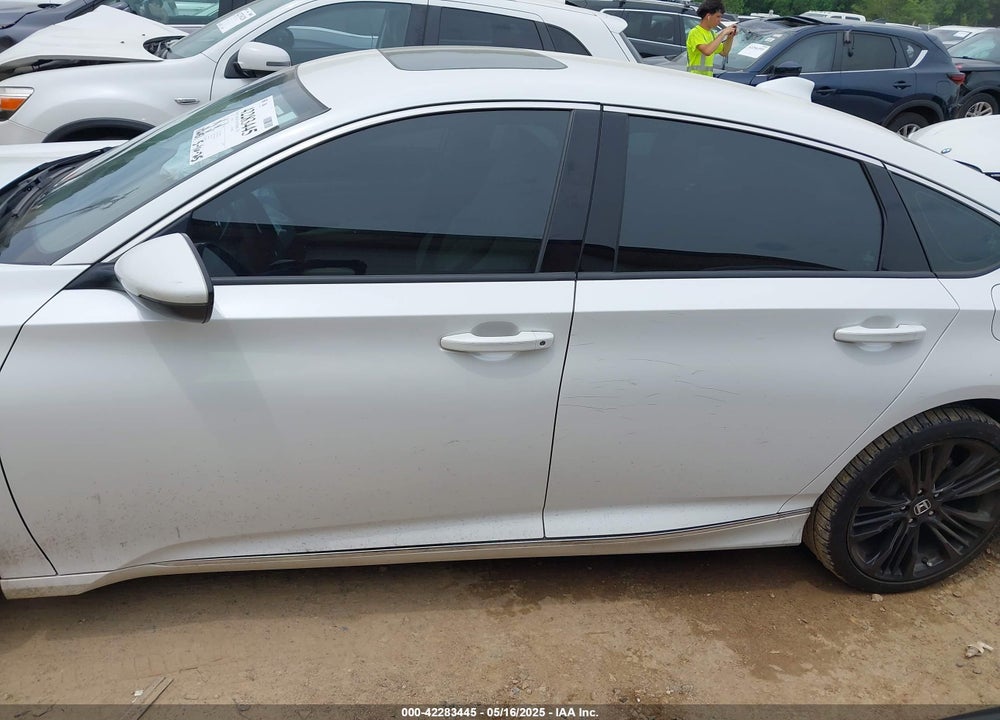 2021 HONDA ACCORD VIN: 1HGCV1F56MA103884