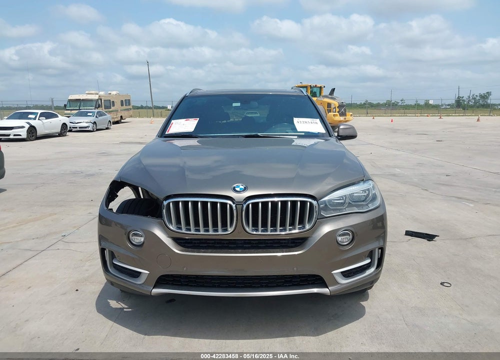 2017 BMW X5 VIN: 5UXKR2C54H0U20033