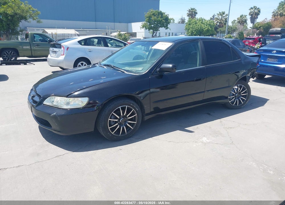 1999 HONDA ACCORD DX VIN: 1HGCF8645XA110939