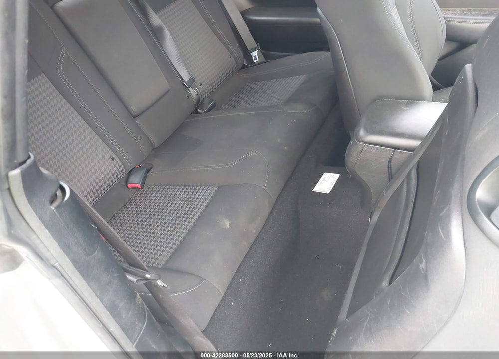 2019 DODGE CHALLENGER SXT VIN: 2C3CDZAG6KH525004